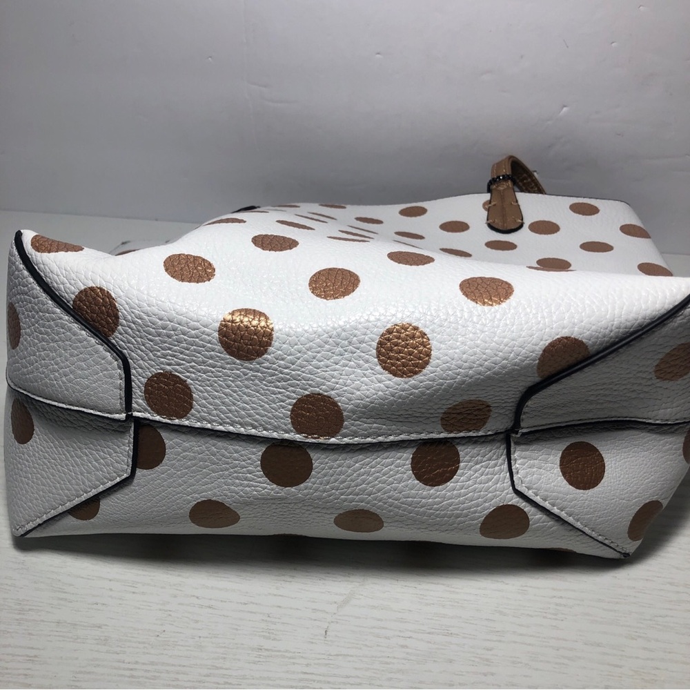 NWT Imoshion USA Vegan Leather Tote Bag Polka dot White /Gold Reversible - Picture 4 of 8